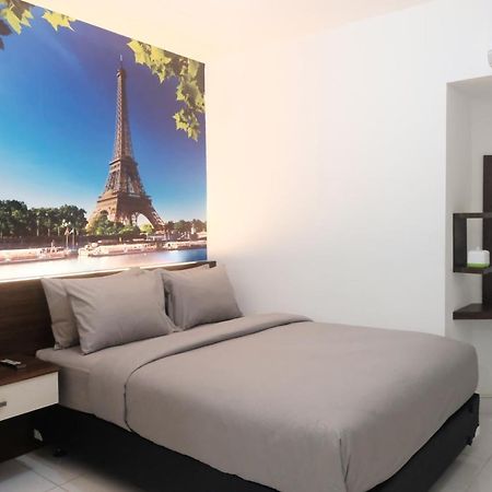 Green Stay Inn Tangerang Buitenkant foto