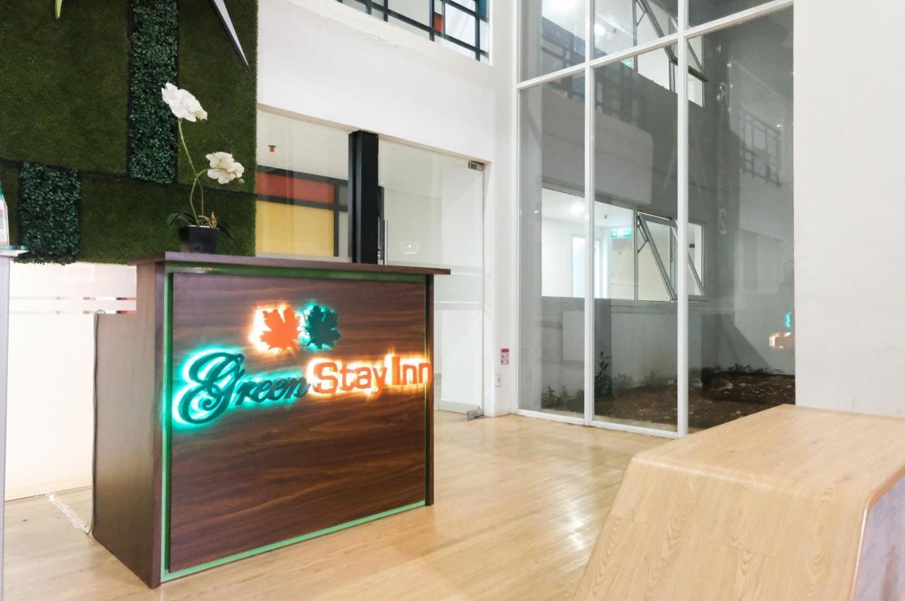 Green Stay Inn Tangerang Buitenkant foto